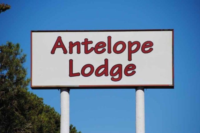 More Photos Of 2310 W Highway 90, Alpine Hotel For Sale