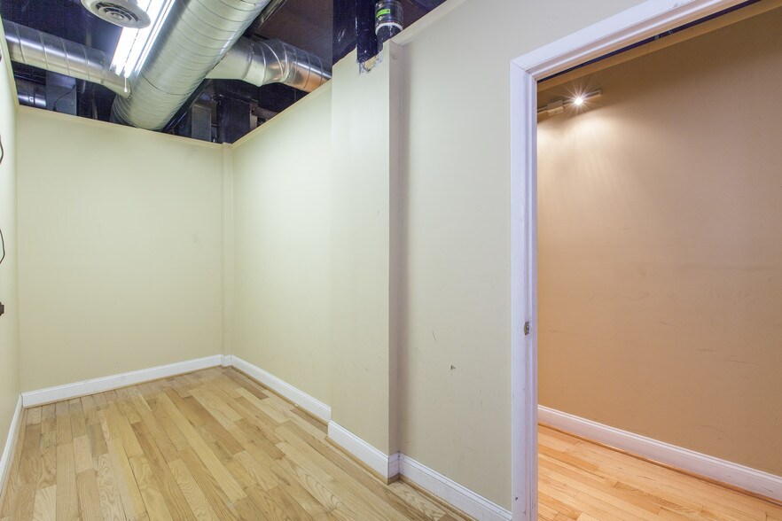 More Photos Of 4946-4950 Parkside Ave, Philadelphia Loft Creative Space For Lease
