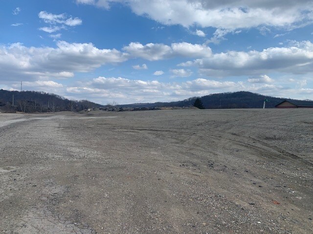 More Photos Of Commercial Ave, Mingo Junction Land For Lease