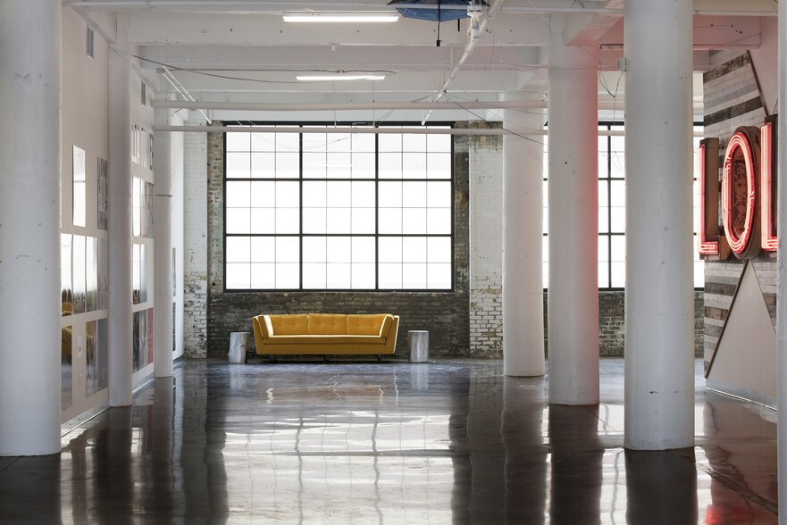 More Photos Of 550 Vandalia St, Saint Paul Loft Creative Space For Lease