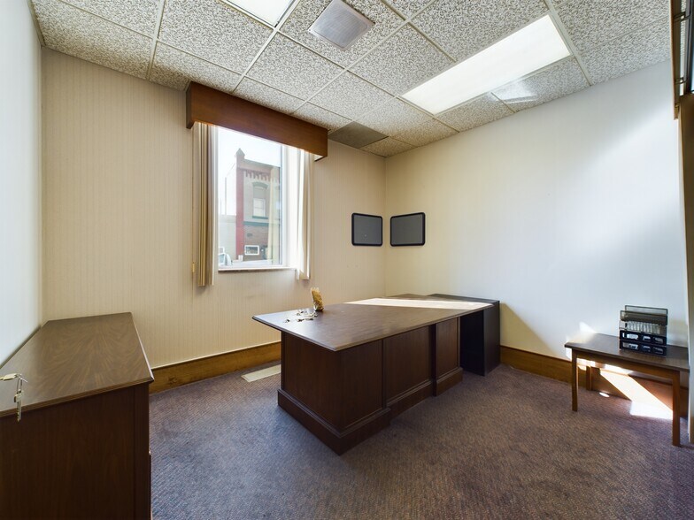 More Photos Of 101 E Elm St, Union City General Retail For Sale