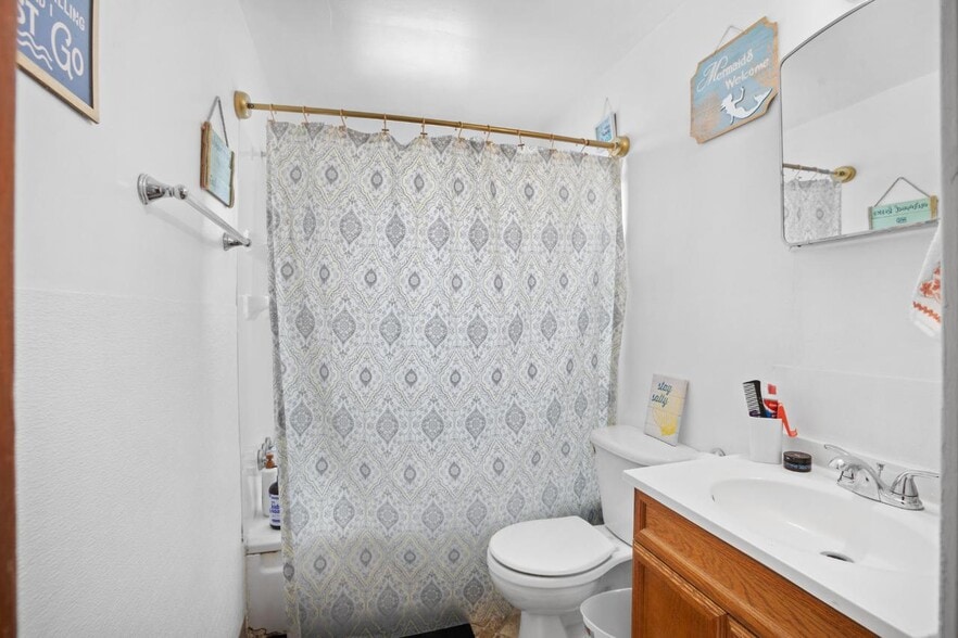 More Photos Of 1104 2nd St SE, Minot Apartments For Sale