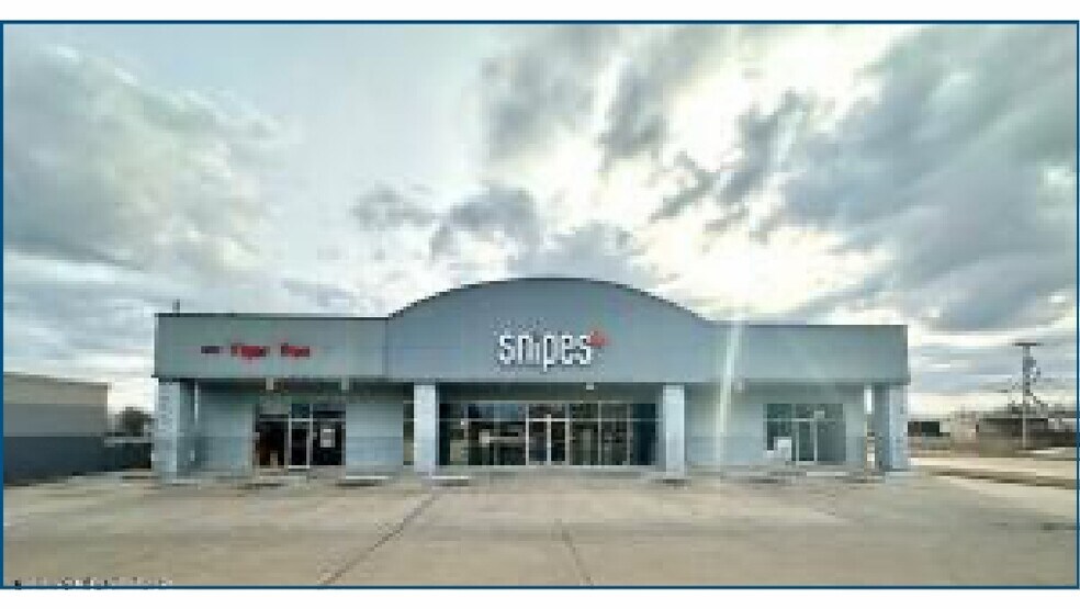 More Photos Of 400 Highway 61 North, Cleveland Freestanding For Lease