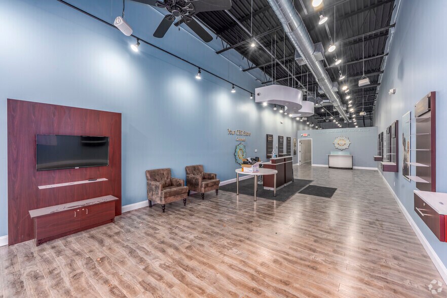 More Photos Of 6401 Jericho Tpke, Commack Restaurant For Sale
