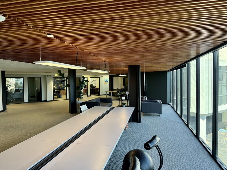 More Photos Of 353 San Jon Rd, Ventura Office For Sale