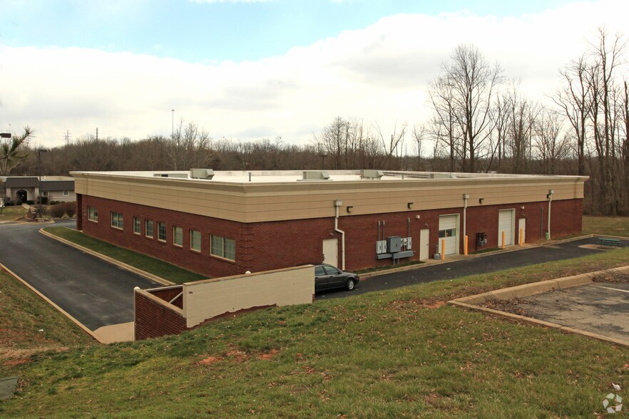 More Photos Of 1860 Williamson Ct, Louisville Office Residential For Lease