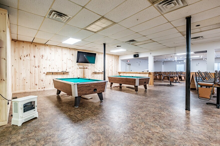 More Photos Of 184 Route 108, Rumford Freestanding For Sale