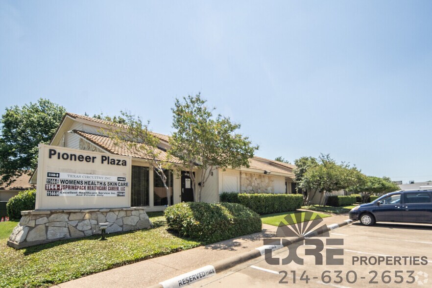 More Photos Of 1116-1126 W Pioneer Pky, Arlington Unknown For Lease