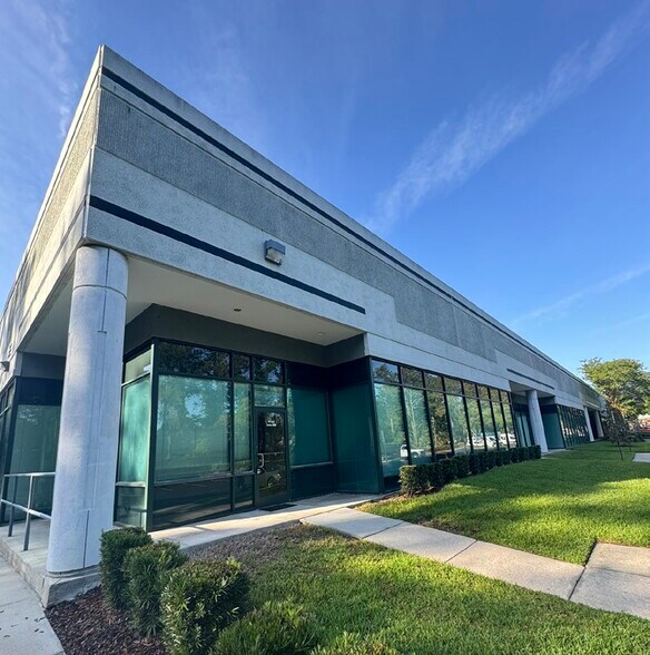 More Photos Of 9143 Philips Hwy, Jacksonville Unknown For Lease