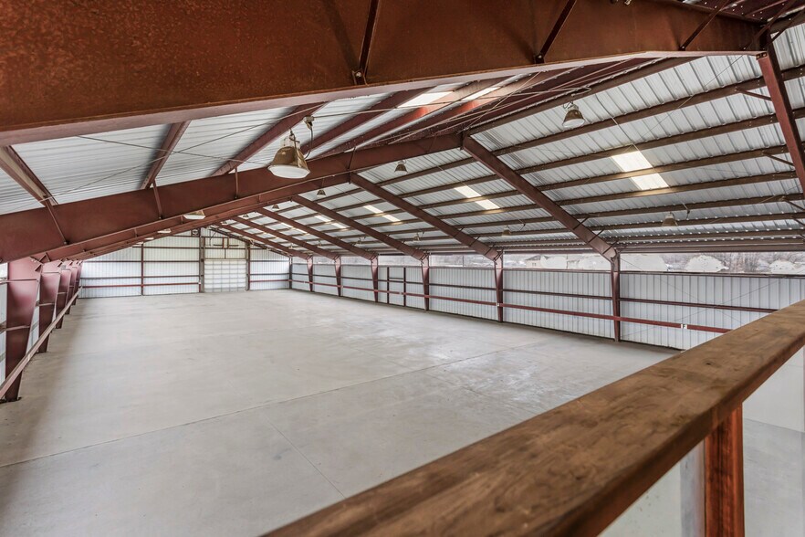 More Photos Of 3521 Blue Crane Ln, Yakima Warehouse For Sale