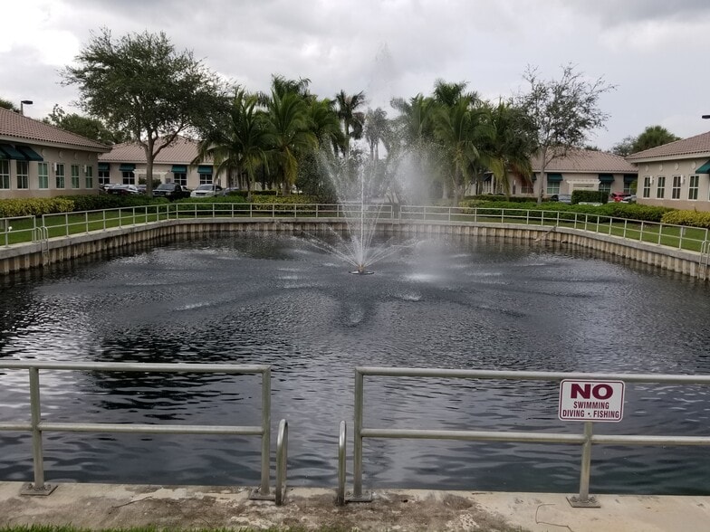 More Photos Of 5220 S University Dr, Davie Office For Lease