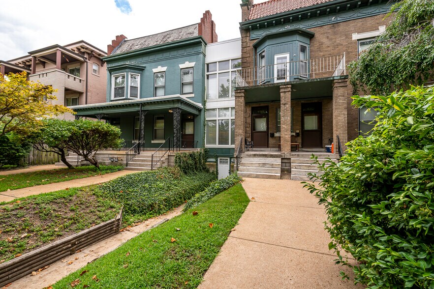 More Photos Of 4374-4382 W Pine Blvd, Saint Louis Office For Sale