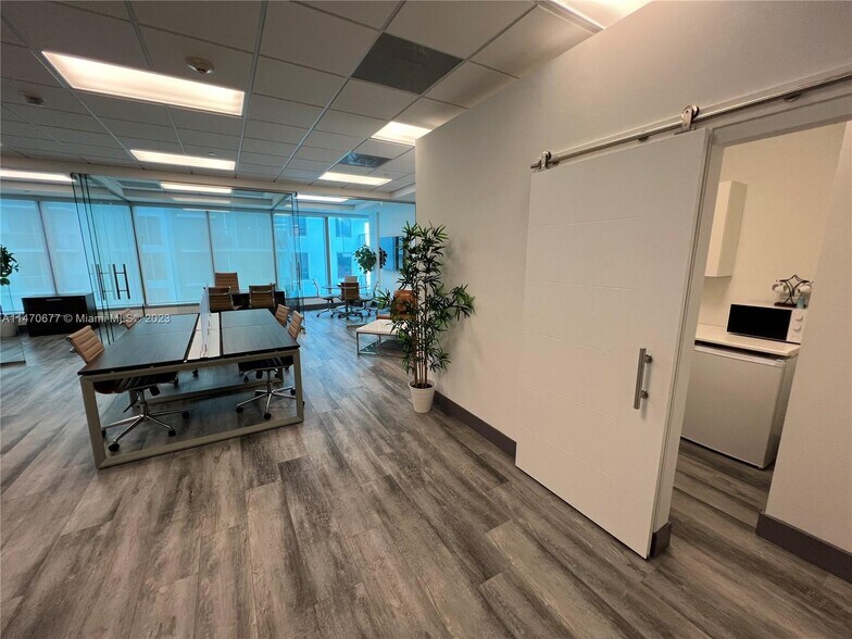 More Photos Of 8950 SW 74th Ct, Miami Office For Sale