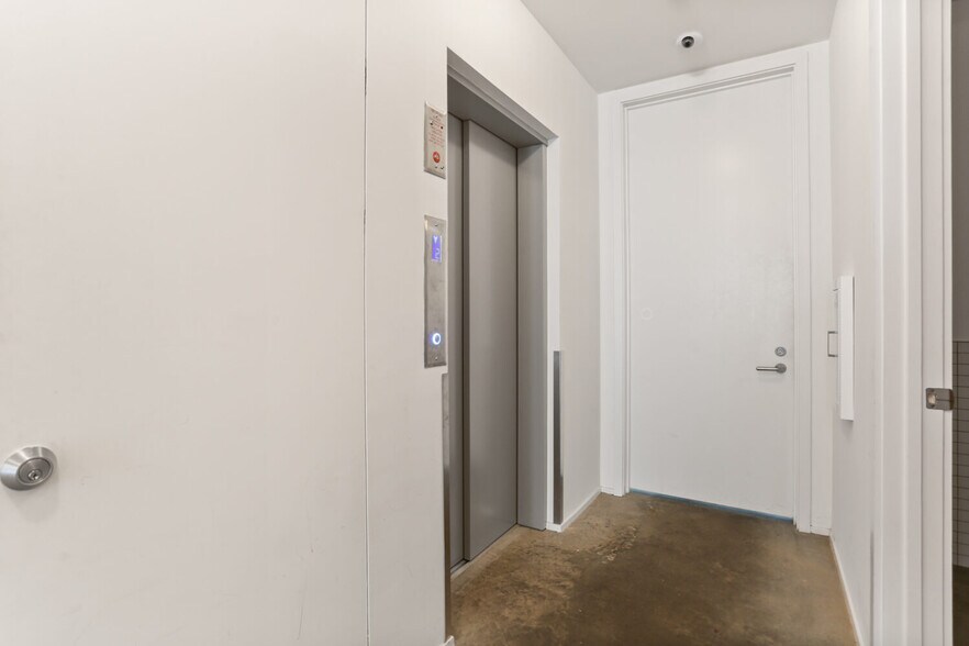 More Photos Of 1476 Magazine St, New Orleans Hotel For Sale