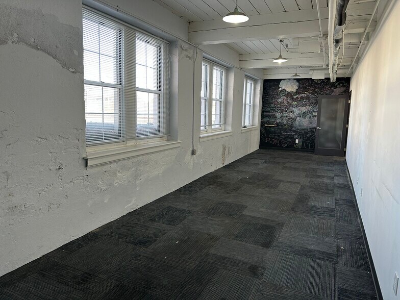 More Photos Of 710 Wheatland St, Phoenixville Office For Lease