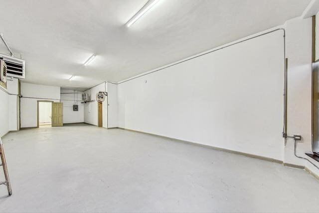 More Photos Of 6600-6602 N Clark St, Chicago Apartments For Sale