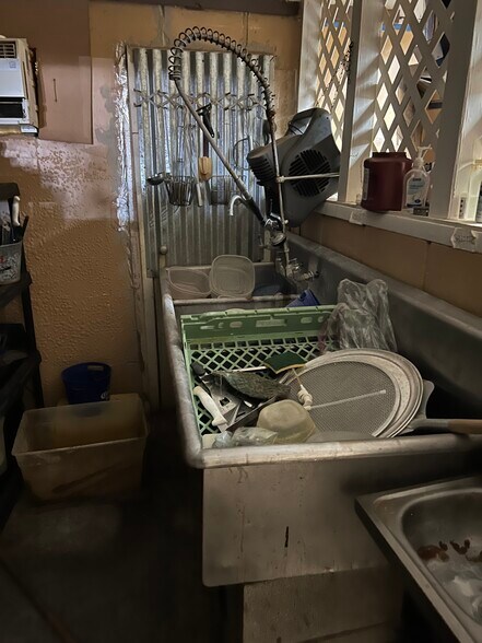 More Photos Of 1103 U.S. 385, Highway, Mccamey General Retail For Sale