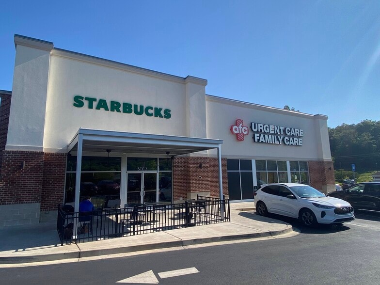 More Photos Of 1302 W Walnut Ave, Dalton Storefront For Sale
