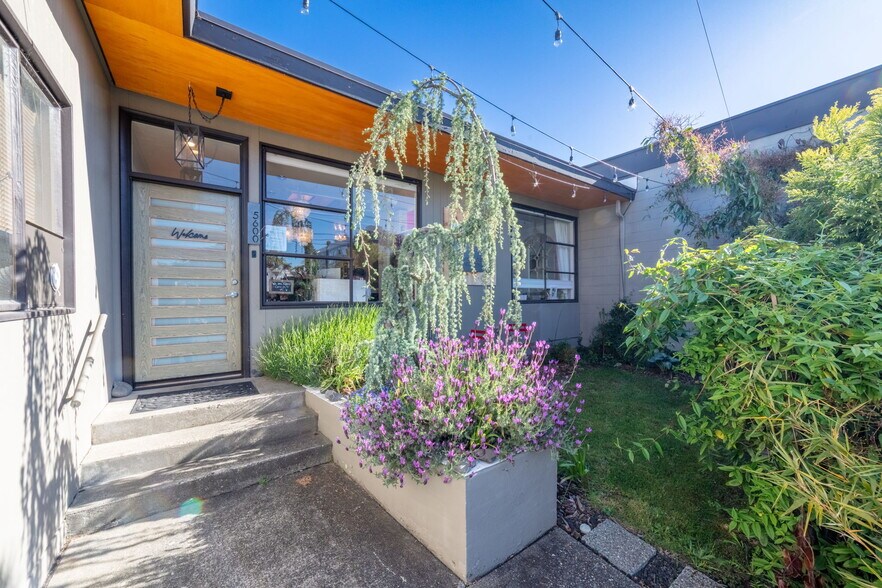 More Photos Of 5600 14th Ave NW, Seattle Office For Lease