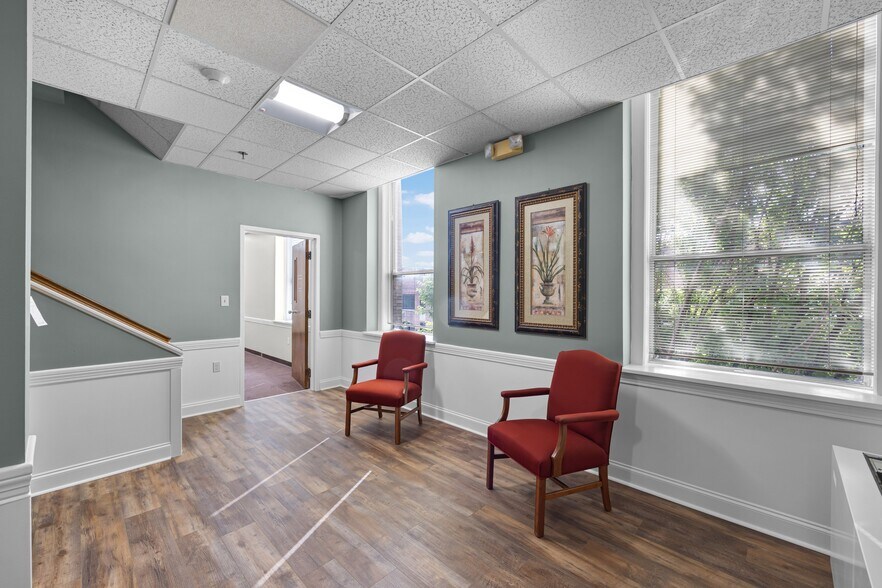 More Photos Of 116 N Church St, Jackson Office For Lease