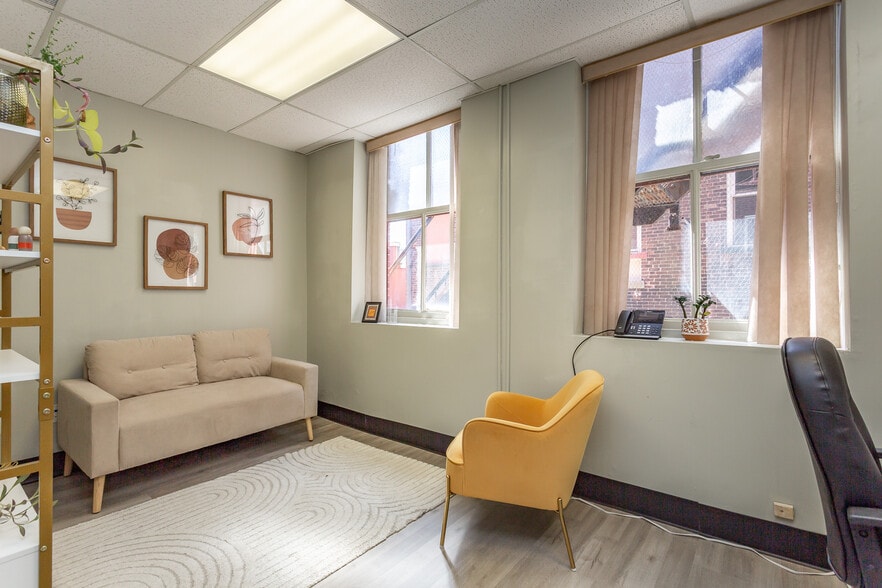 More Photos Of 5 Dover St, New Bedford Office Residential For Sale
