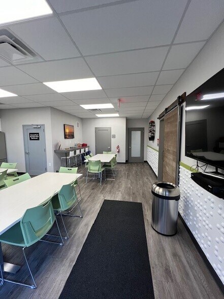 More Photos Of 50 US Highway 9 Hwy, Morganville Medical For Lease