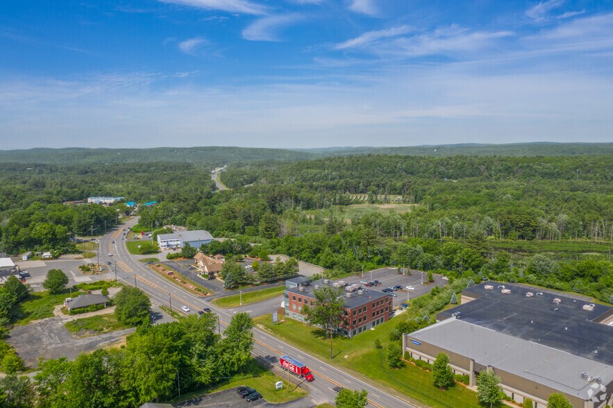 More Photos Of 198 Charlton Rd, Sturbridge Medical For Lease