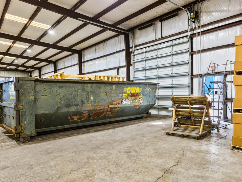 More Photos Of 465 L a White Dr, Fletcher Industrial For Lease