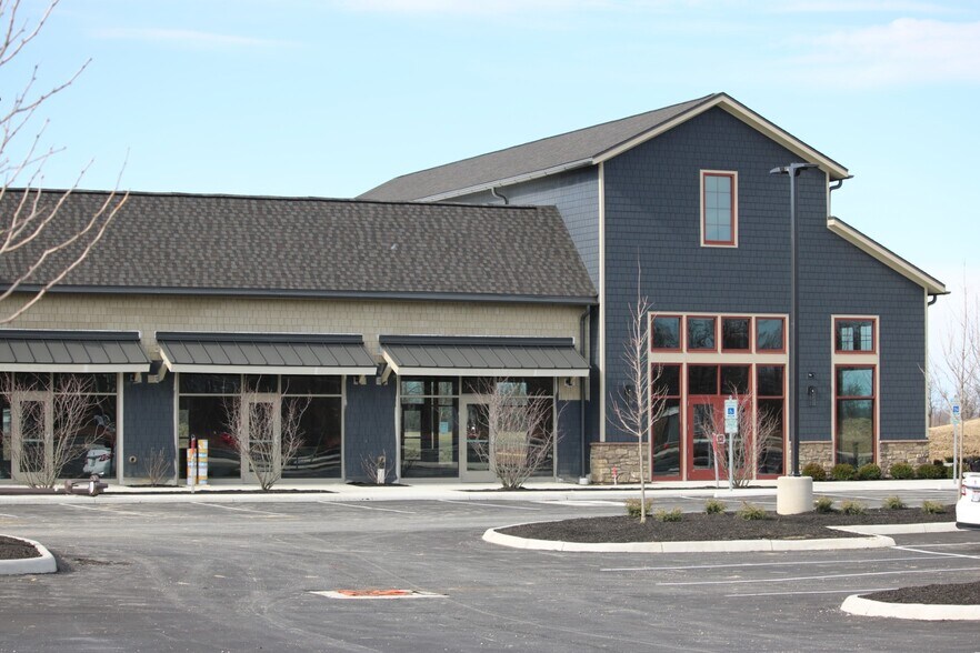 More Photos Of SWC of Roberts Road and Alton Darby Road, Hilliard Unknown For Lease