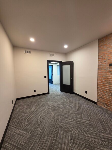 More Photos Of 321 E Main St, Bozeman Apartments For Lease
