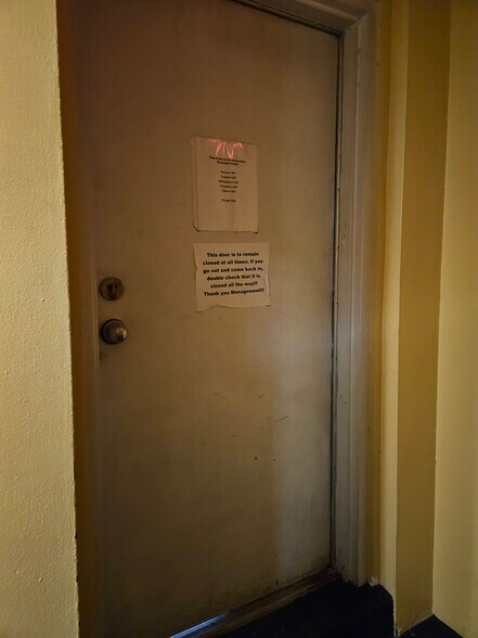 More Photos Of 18 4th St N, Great Falls Storefront For Sale