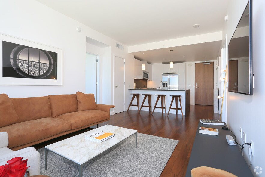 More Photos Of 399 Fremont St, San Francisco Apartments For Lease