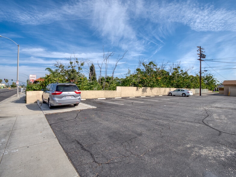More Photos Of 516 S State College Blvd, Anaheim Land For Sale