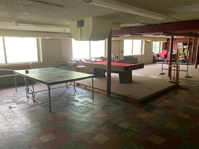 More Photos Of 201 S 8th St, Gadsden Religious Facility For Sale