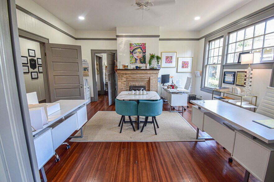 More Photos Of ,  Office For Sale
