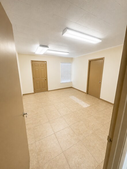 More Photos Of 16030 US Hwy 27, Lake Wales Warehouse For Sale