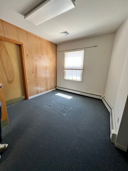 More Photos Of 26 Millburn Ave, Springfield Office For Lease