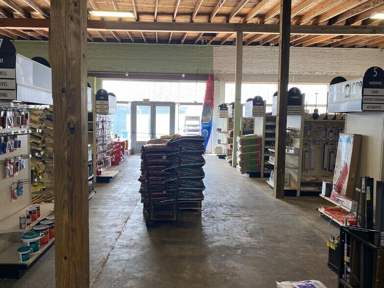 More Photos Of 103 N Main St, Mount Gilead Storefront For Sale