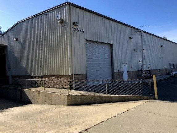 More Photos Of 19676 8th St E, Sonoma Warehouse For Lease