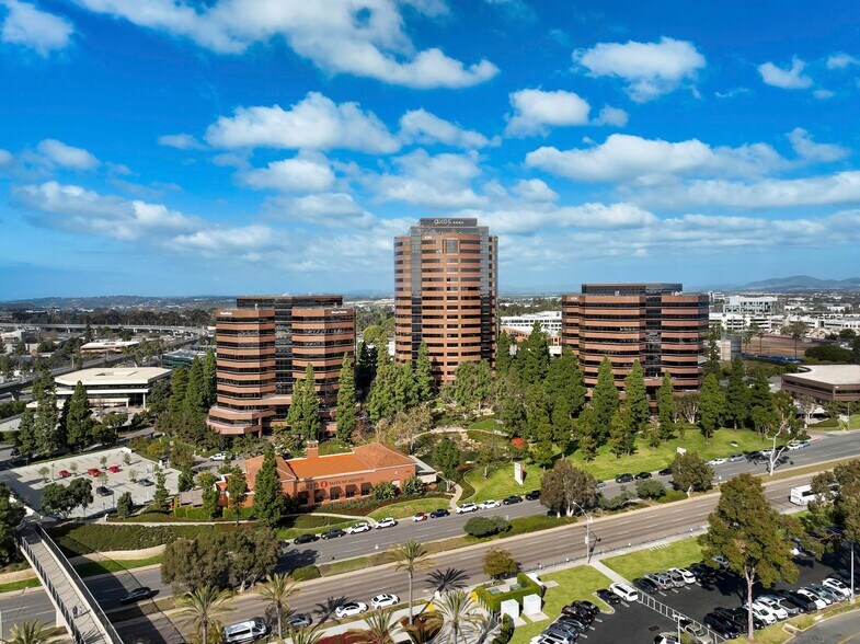 More Photos Of 4370 La Jolla Village Dr, San Diego Office For Lease