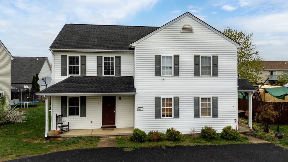 Primary Photo Of 2401 Mosley St, Waynesboro Apartments For Sale