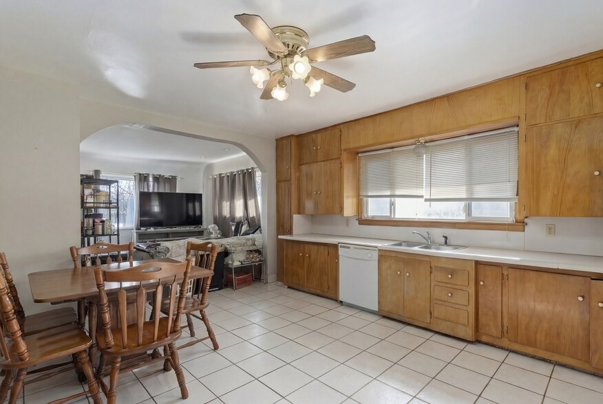 More Photos Of 5680 S 1300 E, Murray Multifamily For Sale