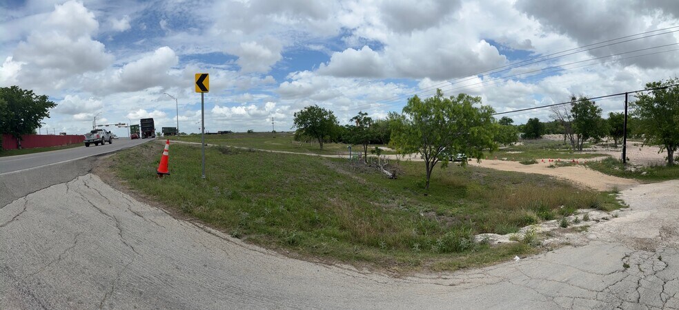 More Photos Of 10412 Highway FM 812, Del Valle Land For Sale