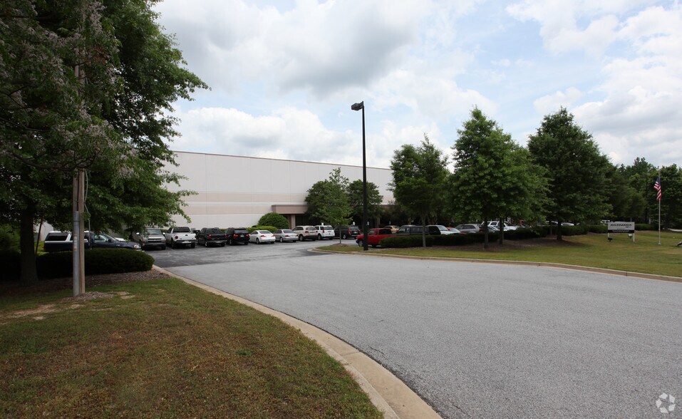 More Photos Of 1003 Sigman Rd, Conyers Warehouse For Lease