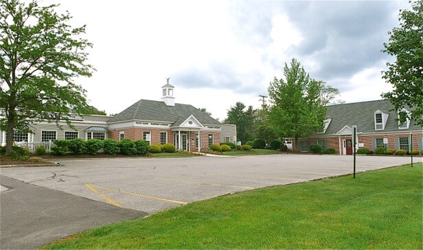 More Photos Of 512 E Washington St, Chagrin Falls Office For Lease