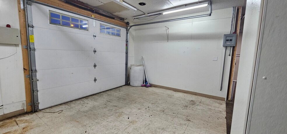 More Photos Of 100 W Pleasant, Cincinnati General Retail For Sale