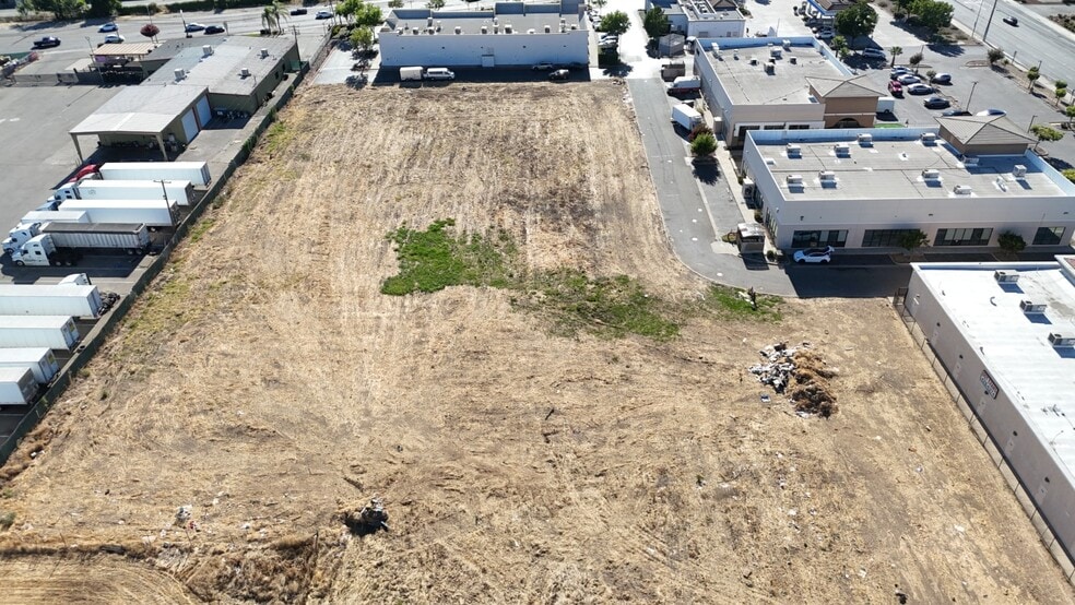 More Photos Of 7508 Elsie Ave, Sacramento Land For Sale