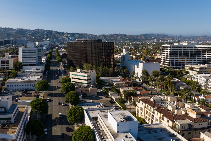 More Photos Of 8484 Wilshire Blvd, Beverly Hills Office For Lease