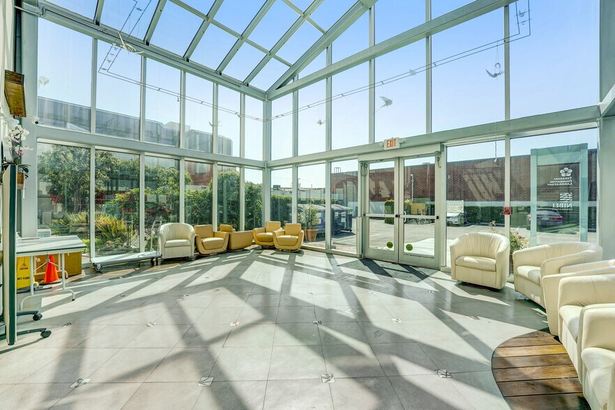 More Photos Of 11570 W Olympic Blvd, Los Angeles Medical For Lease