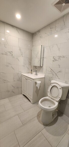 More Photos Of 1374 Flatbush Ave, Brooklyn Storefront Retail Residential For Lease